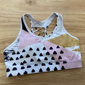 NWOT FeedMeFightMe sports bra